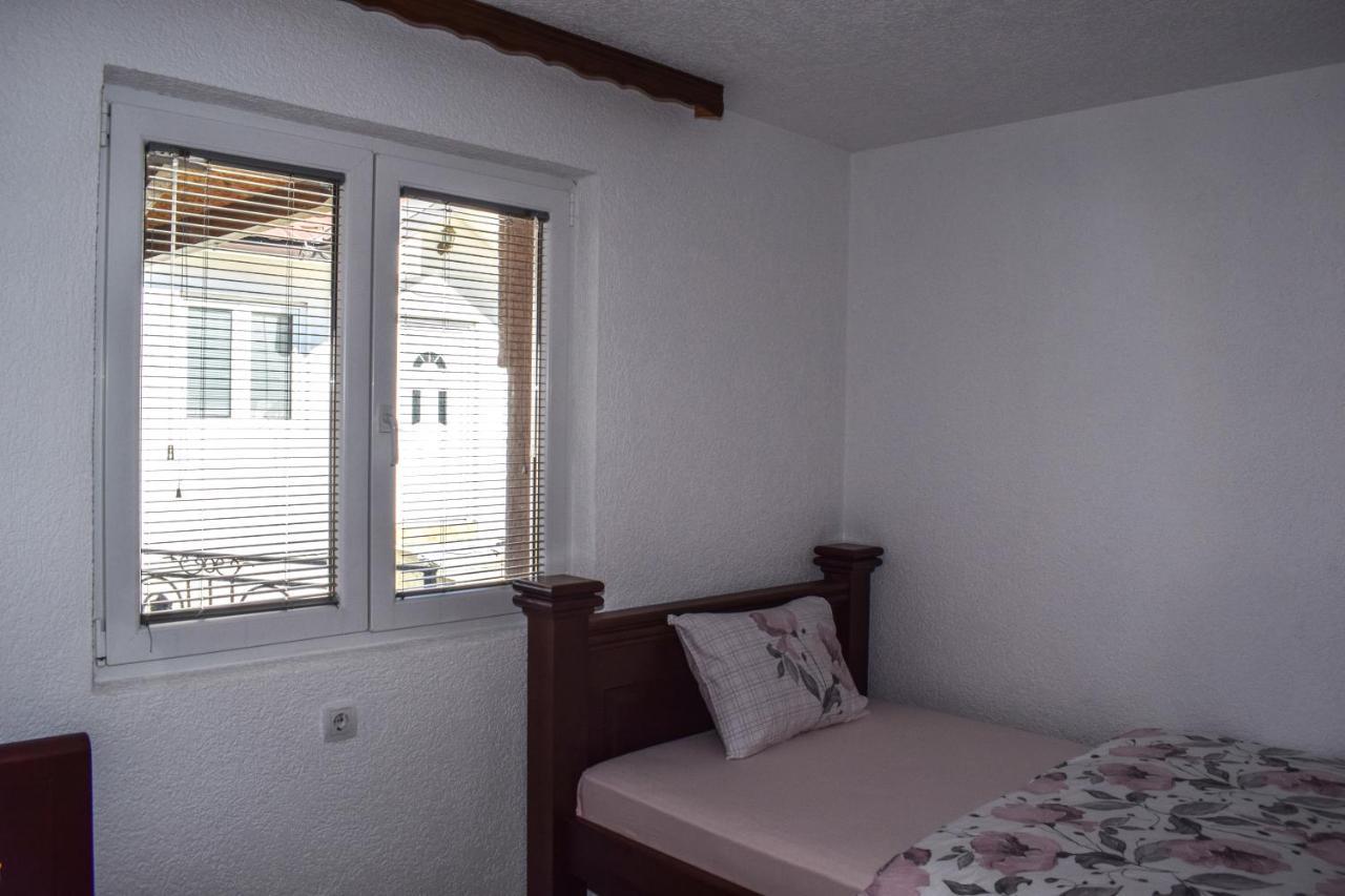 Ema Guest House Plav Esterno foto