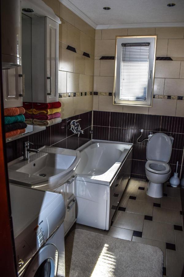Ema Guest House Plav Esterno foto